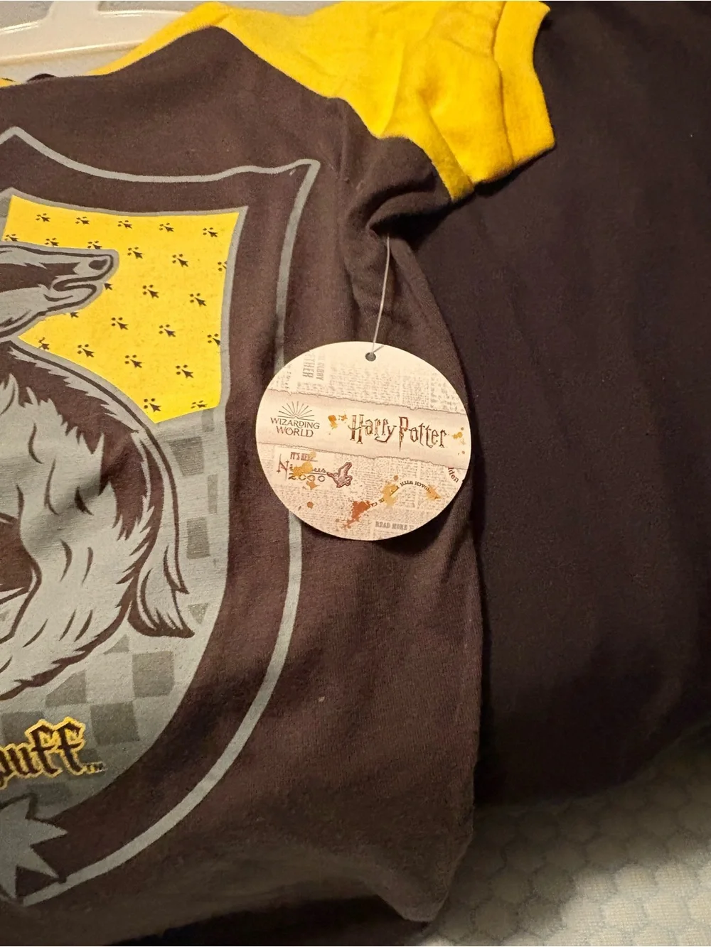 Warner Bros. Hufflepuff Dog Tee - Black & Yellow